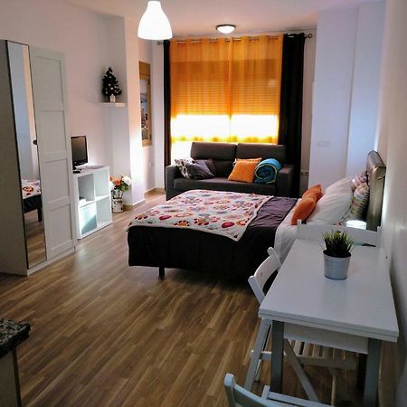Apartamento Domingo Lozano Malaga Exterior photo