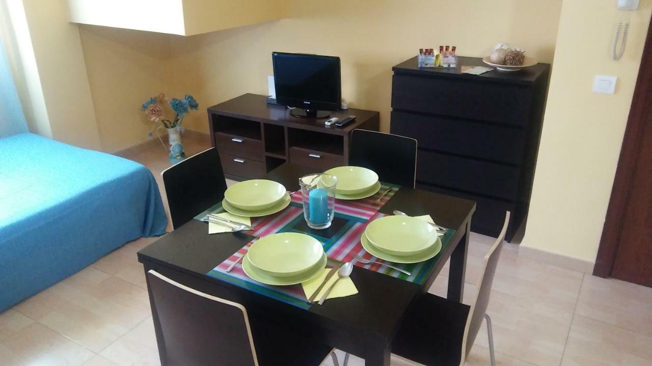 Apartamento Domingo Lozano Malaga Exterior photo